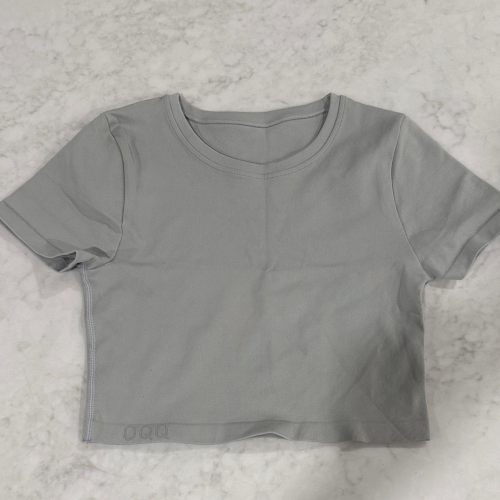 Gray Cropped T-Shirt